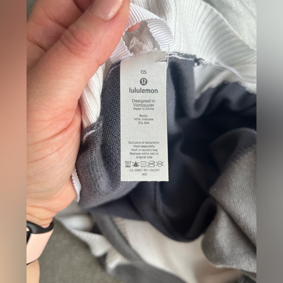 Lululemon Hatha wrap size o/s item 08-45 - Picture 7 of 9